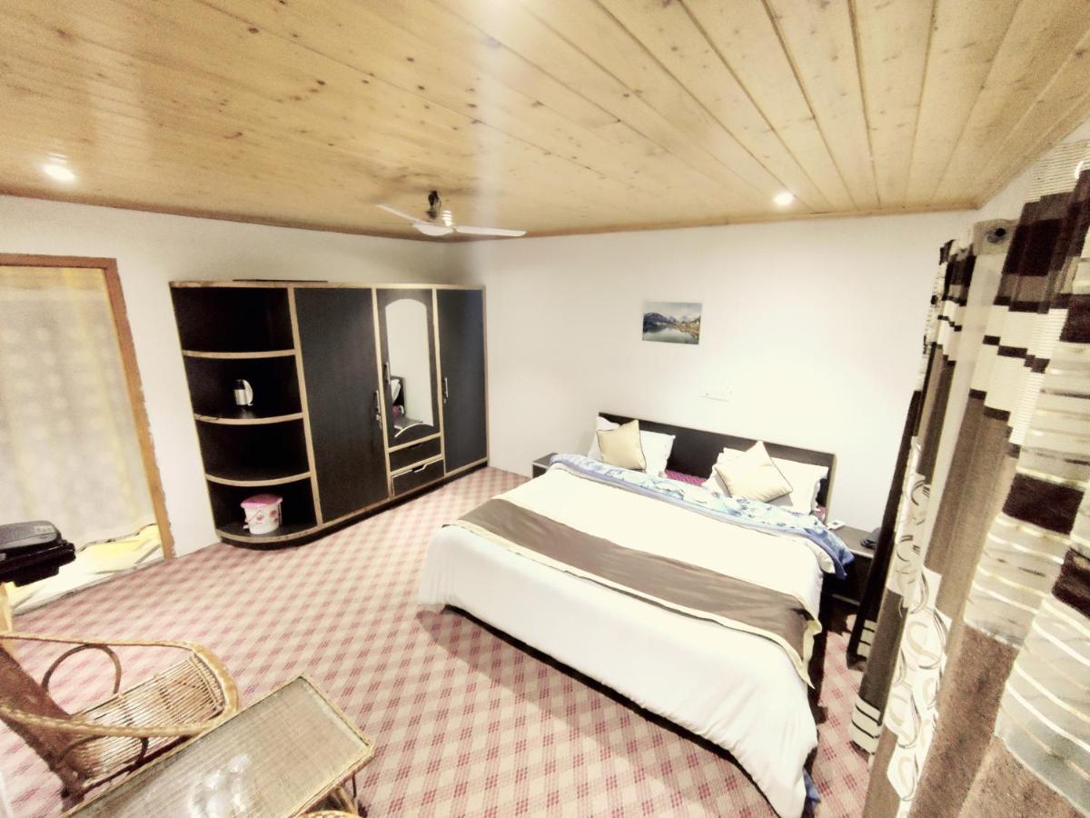 Sheesha Residency Hotel Srinagar  Ngoại thất bức ảnh