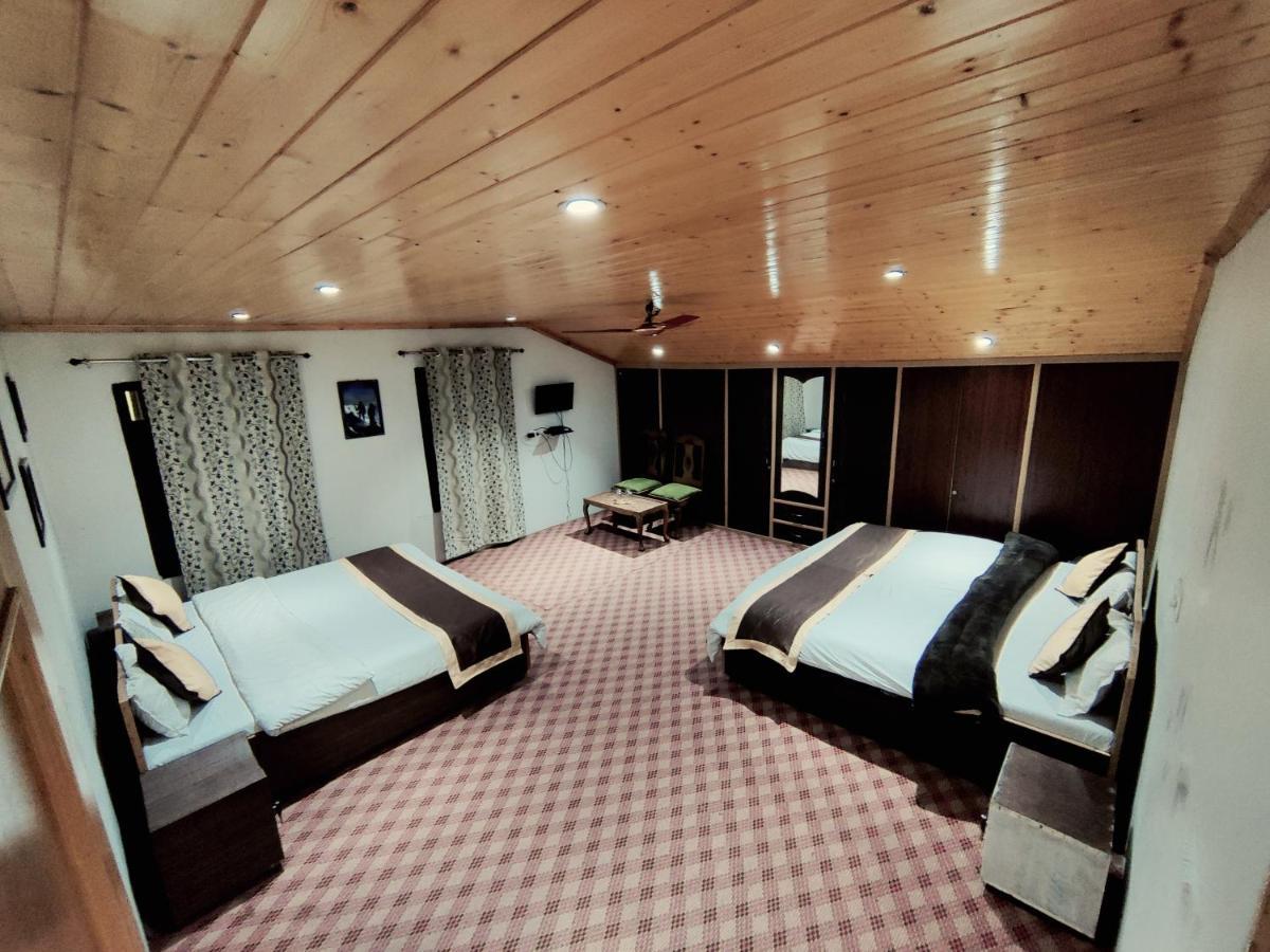 Sheesha Residency Hotel Srinagar  Ngoại thất bức ảnh