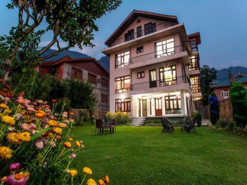 Sheesha Residency Hotel Srinagar  Ngoại thất bức ảnh